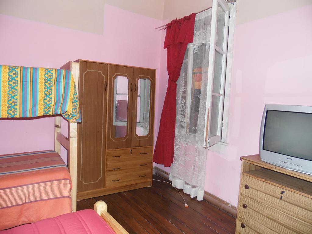 Hostal Tricontinental Valparaíso Rum bild